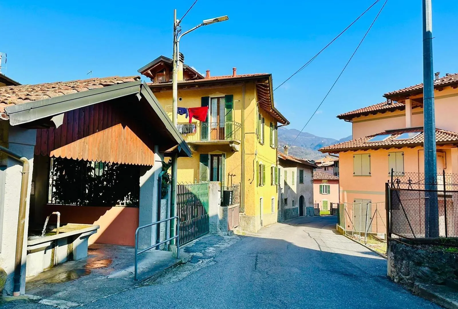 Piccola Luna Menaggio 0*,  İtalya