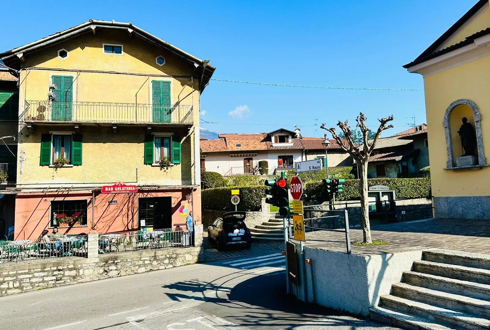 Piccola Luna Menaggio Italia